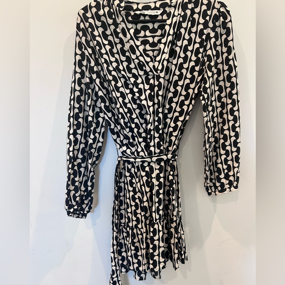 Zara print flowy dress with tie